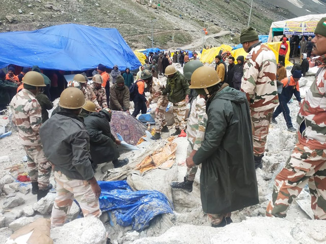 Amarnath Cloudburst: Rescued Pilgrims Narrate Their Horrifying Experience