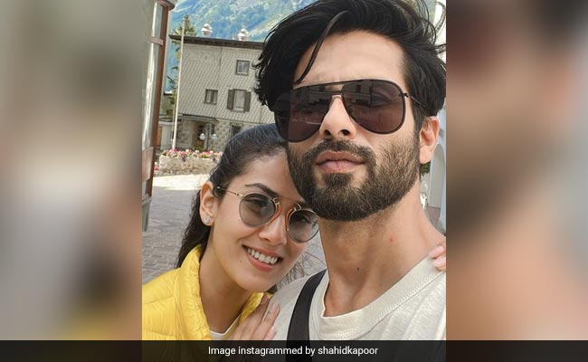Shahid Kapoor Calls Mira Rajput A "Survivor" In Adorable 7th Wedding Anniversary Post