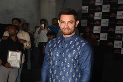 Aamir Khan Steps Out In Style For <i>Dance Deewane Juniors</i> Finale Aamir Khan Steps Out In Style For <i>Dance Deewane Juniors</i> Finale