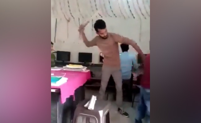 Bihar Teacher Mercilessly Thrashes 5-Year-Old, Boy Loses Consciousness