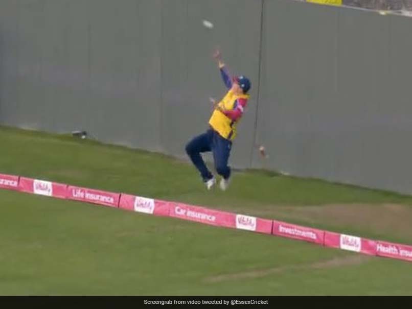 Watch - "Absolute Sauce From Pepper to Remove Salt": T20 Blast Sees Great Catch And A Greater Caption