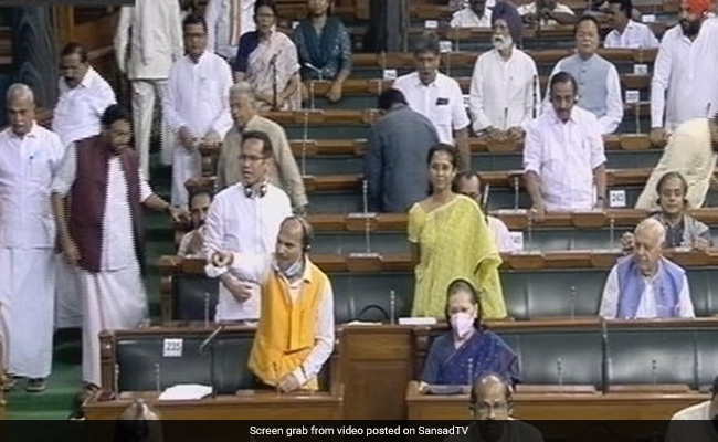 When Sonia Gandhi Walked To Well Of House, What Her Colleagues Did