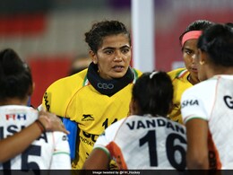 Savita Punia To Lead 18-member Indian Women's Hockey Squad In Olympic Qualifiers In Ranchi Savita Punia To Lead 18-member Indian Women's Hockey Squad In Olympic Qualifiers In Ranchi
