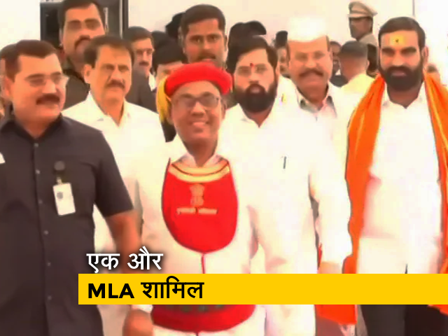 उद्धव ठाकरे के विधायक संतोष बांगर हुए बागी, एकनाथ शिंदे गुट का थामा हाथ