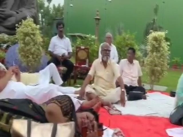 Suspended MPs Continue Protest Outside Parliament