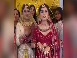 पूरी शादी में चुपचाप बैठी रही दुल्हन, विदाई के समय बन गई कबाड़ी वाला, देख कर मेहमानों के यूं उड़े होश..Video  पूरी शादी में चुपचाप बैठी रही दुल्हन, विदाई के समय बन गई कबाड़ी वाला, देख कर मेहमानों के यूं उड़े होश..Video