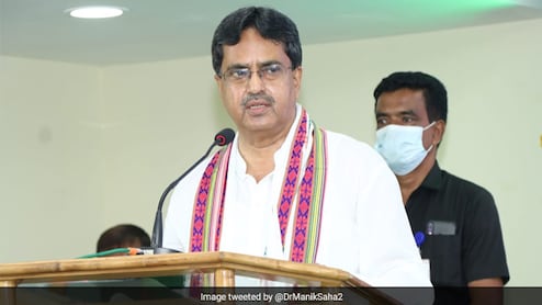 लखनऊ पहुंचे त्रिपुरा की सीएम की सुरक्षा में सेंध, मिलने पहुंचा फर्जी आईआरएस गिरफ्तार