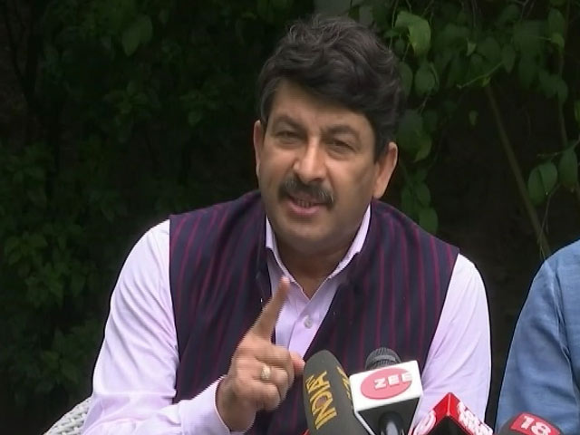 भाजपा नेता मनोज तिवारी को SC से झटका, दिल्ली के डिप्टी CM की आपराधिक मानहानि का ट्रायल चलता रहेगा