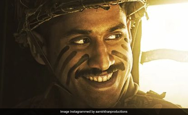 <i>Laal Singh Chaddha</i> New Poster: Presenting Naga Chaitanya As Balaraju