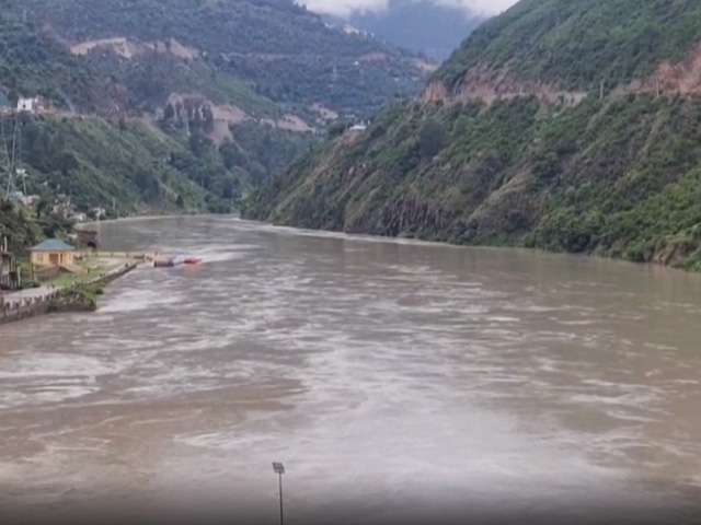 Chenab River Water Level Rises Due To Heavy Rainfall In J&K