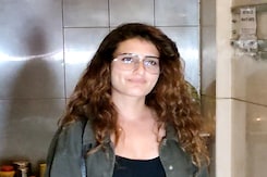 सांताक्रूज में दिखीं बॉलीवुड अभिनेत्री फातिमा सना शेख, ब्लैक ड्रेस में आई नज़र सांताक्रूज में दिखीं बॉलीवुड अभिनेत्री फातिमा सना शेख, ब्लैक ड्रेस में आई नज़र