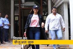 अभिनेत्री शिल्पा शेट्टी मुंबई में डेंटल क्लिनिक के बाहर स्पॉट हुईं अभिनेत्री शिल्पा शेट्टी मुंबई में डेंटल क्लिनिक के बाहर स्पॉट हुईं