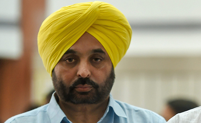 Bhagwant Mann Discharged From Delhi Hospital After A Day