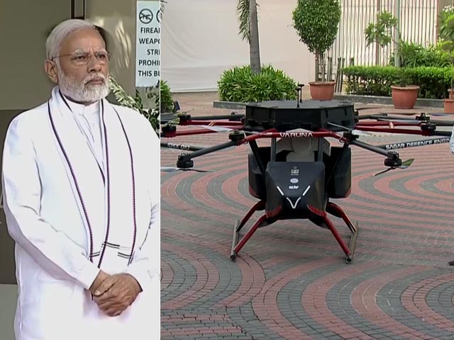 पीएम मोदी ने भारत के पहले पैसेंजर ड्रोन का डेमो देखा