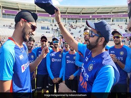 ENG vs IND : 23 साल के अर्शदीप सिंह का सपना हुआ पूरा, भारत के लिए किया डेब्यू ENG vs IND : 23 साल के अर्शदीप सिंह का सपना हुआ पूरा, भारत के लिए किया डेब्यू