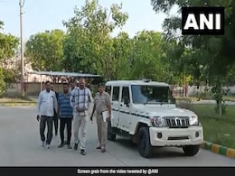 नुपुर शर्मा की जीभ काटने पर 2 करोड़ रुपये इनाम देने की घोषणा करने का आरोपी गिरफ्तार नुपुर शर्मा की जीभ काटने पर 2 करोड़ रुपये इनाम देने की घोषणा करने का आरोपी गिरफ्तार