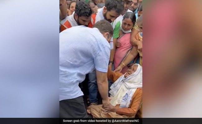 Video: Woman's Gesture On Meeting Rahul Gandhi After Waiting All Day