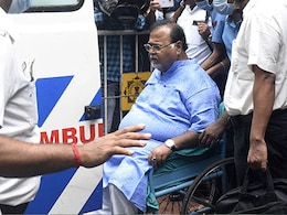 CBI अदालत ने पार्थ चटर्जी की जमानत अर्जी खारिज की, न्यायिक हिरासत 16 फरवरी तक बढ़ी CBI अदालत ने पार्थ चटर्जी की जमानत अर्जी खारिज की, न्यायिक हिरासत 16 फरवरी तक बढ़ी