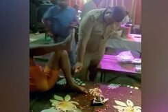 On Camera: UP Cop Applies Pain-Relief Spray On Kanwariya's Legs On Camera: UP Cop Applies Pain-Relief Spray On Kanwariya's Legs