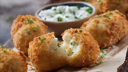 5 Delicious Cheese-Based Snacks That Can Be Made In Just 30 Mins