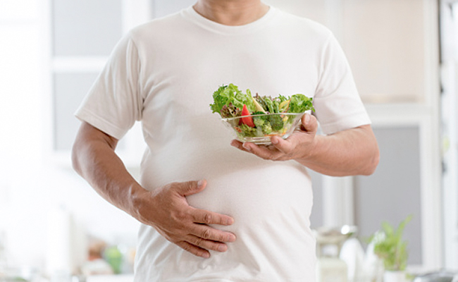 Weight Loss: One might experience weight loss plateau even after following a healthy routine