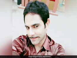 'भाभीजी घर पर हैं’ शो के 'मलखान' का निधन, लोगों ने कहा- हंसाने वाला हम सभी को रुला कर चला गया 'भाभीजी घर पर हैं’ शो के 'मलखान' का निधन, लोगों ने कहा- हंसाने वाला हम सभी को रुला कर चला गया