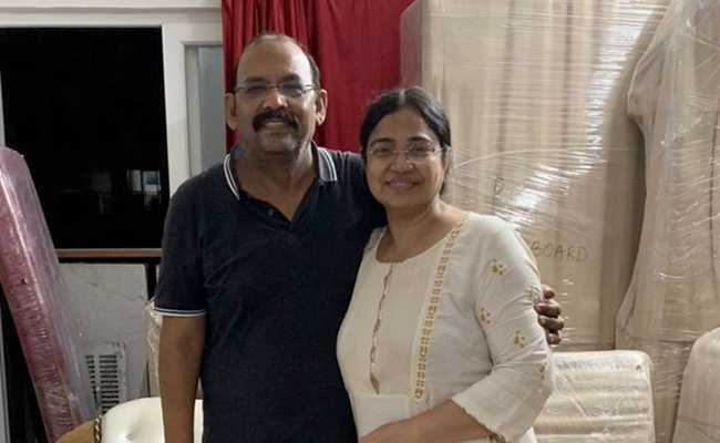 Elderly Couple, Forced To Live On Stairs After Fight With Tenant, Finally Enter Noida Flat