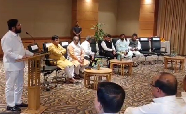 Maharashtra Assembly Session Updates: महाराष्ट्र में सोमवार को होगा शिंदे सरकार का फ्लोर टेस्ट, बीजेपी में बैठकों का दौर जारी