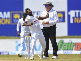 पिछले महीने इंटरनेशनल क्रिकेट में डेब्यू कर मचाया था तहलका, अब ICC ने दिया सर्वश्रेष्ठ प्लेयर का तोहफा