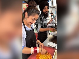 Viral: This Adorable Couple Selling Fresh Pizza Has Won The Internet