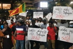 Now, Lankan Protesters Chant "Ranil Go Home" Slogans Now, Lankan Protesters Chant "Ranil Go Home" Slogans