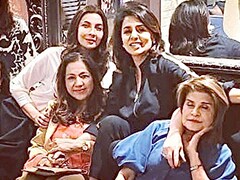 Neetu Kapoor's "Unfiltered" Evening With Farah Khan, Sunita Kapoor