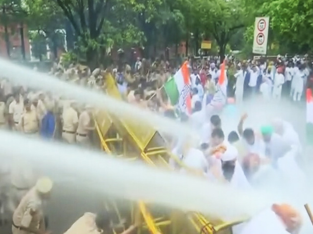 Sonia Gandhi's Questioning: Water Cannons Used At Congress Protest In Chandigarh