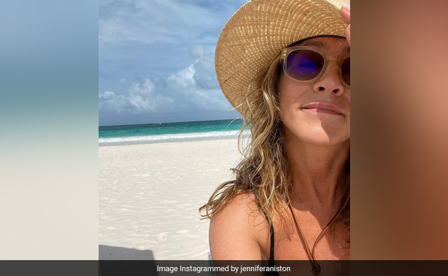 A Sun-Kissed Selfie Of Jennifer Aniston From The Beach. That's It, That's The Post