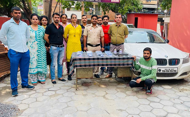 ऑनलाइन लोन देने के नाम पर ठगी करने वाले  गिरोह का भंडाफोड़, क्रिप्टोकरेंसी से करता था लेनदेन