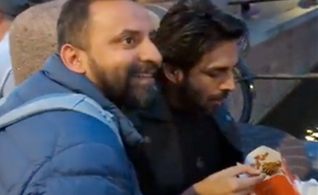 Viral: Kartik Aaryan Offers Aadhar Card As Identity Proof To Fan In Europe