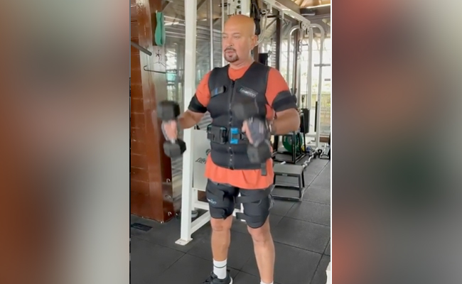 "My Dad Is Cooler Than Me," Says Hrithik Roshan As He Shares Father Rakesh's Workout Video