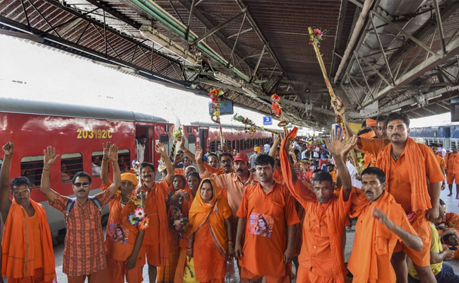 Kanwar Yatra Begins: 5 Points On What It's All About