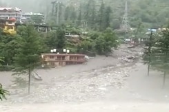 1 Dead, 6 Missing As Himachal Sees Cloudburst, Flash Floods, Landslide 1 Dead, 6 Missing As Himachal Sees Cloudburst, Flash Floods, Landslide