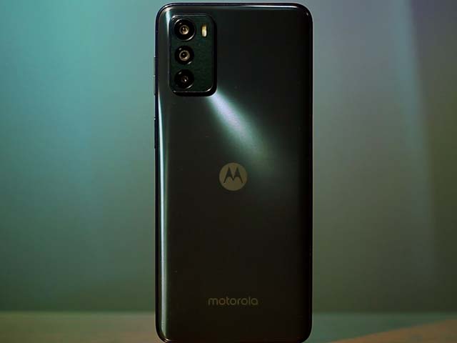 Moto G42: To Buy or Not to Buy?