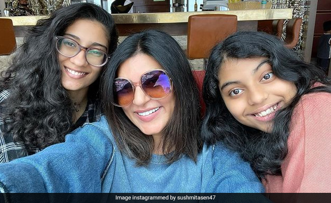 What Sushmita Sen Wrote After Lalit Modi's Post: Not Married But In Happy Place
