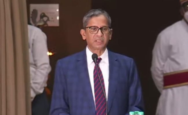 "दिल्ली जब आने लगा तो मुझे सावधान रहने को कहा गया, लेकिन...": निवर्तमान मुख्य न्यायाधीश एनवी रमण