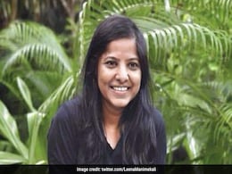 Twitter ने फिल्म मेकर लीना मणिमेकलाई के विवादित देवी ‘काली’ वाले पोस्ट को हटाया Twitter ने फिल्म मेकर लीना मणिमेकलाई के विवादित देवी ‘काली’ वाले पोस्ट को हटाया