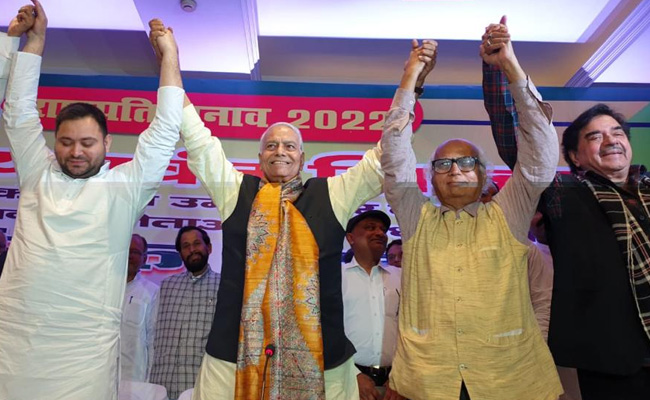 "My Status Too Low For Him": Yashwant Sinha On 'Unreachable' Nitish Kumar