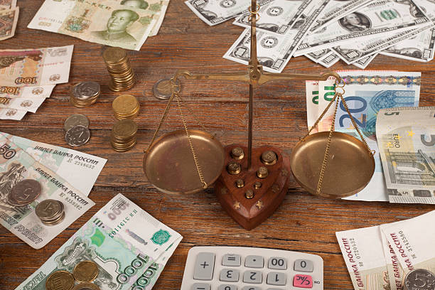 Forex Reserves Dive By $7.5 Billion As RBI Uses War Chest To Help Rupee