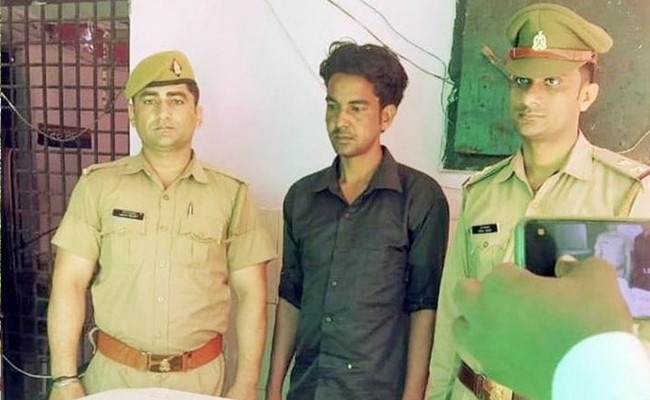 मिलिए 8वीं पास मज़दूर 'खुशी मोहम्मद' से, YouTube पर देखकर जाली नोट छाप रहा था और मार्केट में चला रहा था