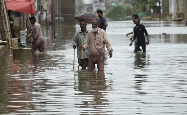 Heavy Rainfall in Karachi; Millions Suffer