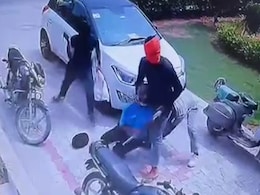 Brave Security Guard Single-Handedly Foils Robbery Bid In Punjab's Moga Brave Security Guard Single-Handedly Foils Robbery Bid In Punjab's Moga