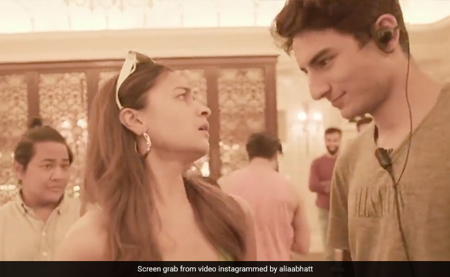 On <i>Koffee With Karan 7</i>, Alia Bhatt Read Out A Message By Ibrahim Ali Khan. Try Not Laughing