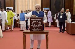 Top News Of The Day: PM Votes In Presidential Election, Chief Ministers, MPs Queue Up Top News Of The Day: PM Votes In Presidential Election, Chief Ministers, MPs Queue Up